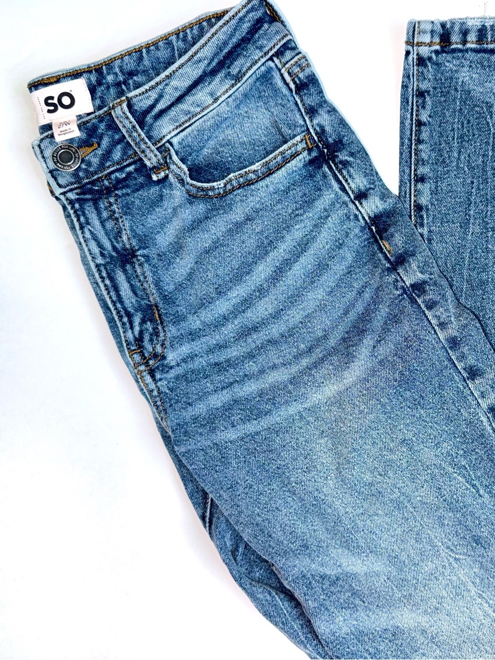 SO Women's Straight Leg Light Blue Denim Jeans